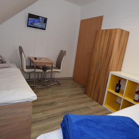 Monteurzimmer Kirchheim-Teck 키르하임운터텍 외부 사진