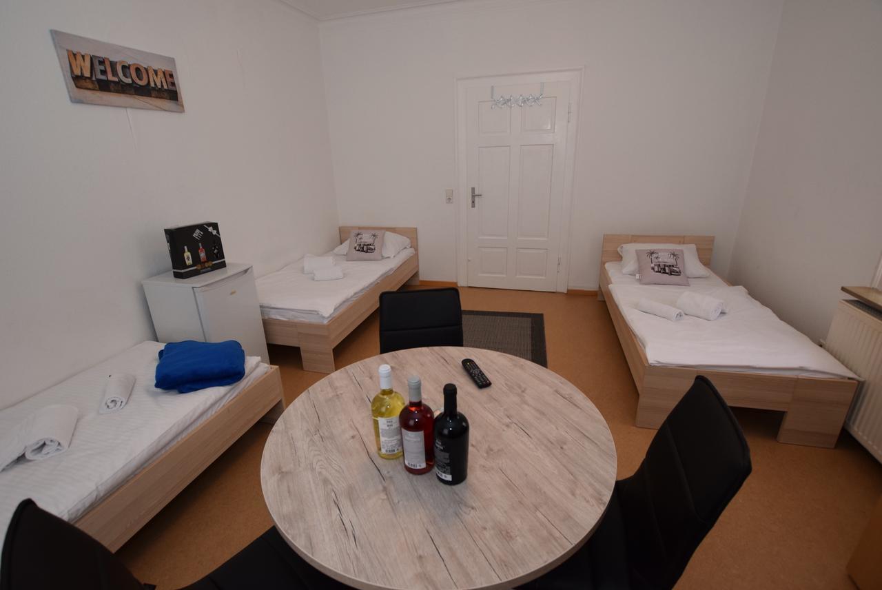 Monteurzimmer Kirchheim-Teck 키르하임운터텍 외부 사진