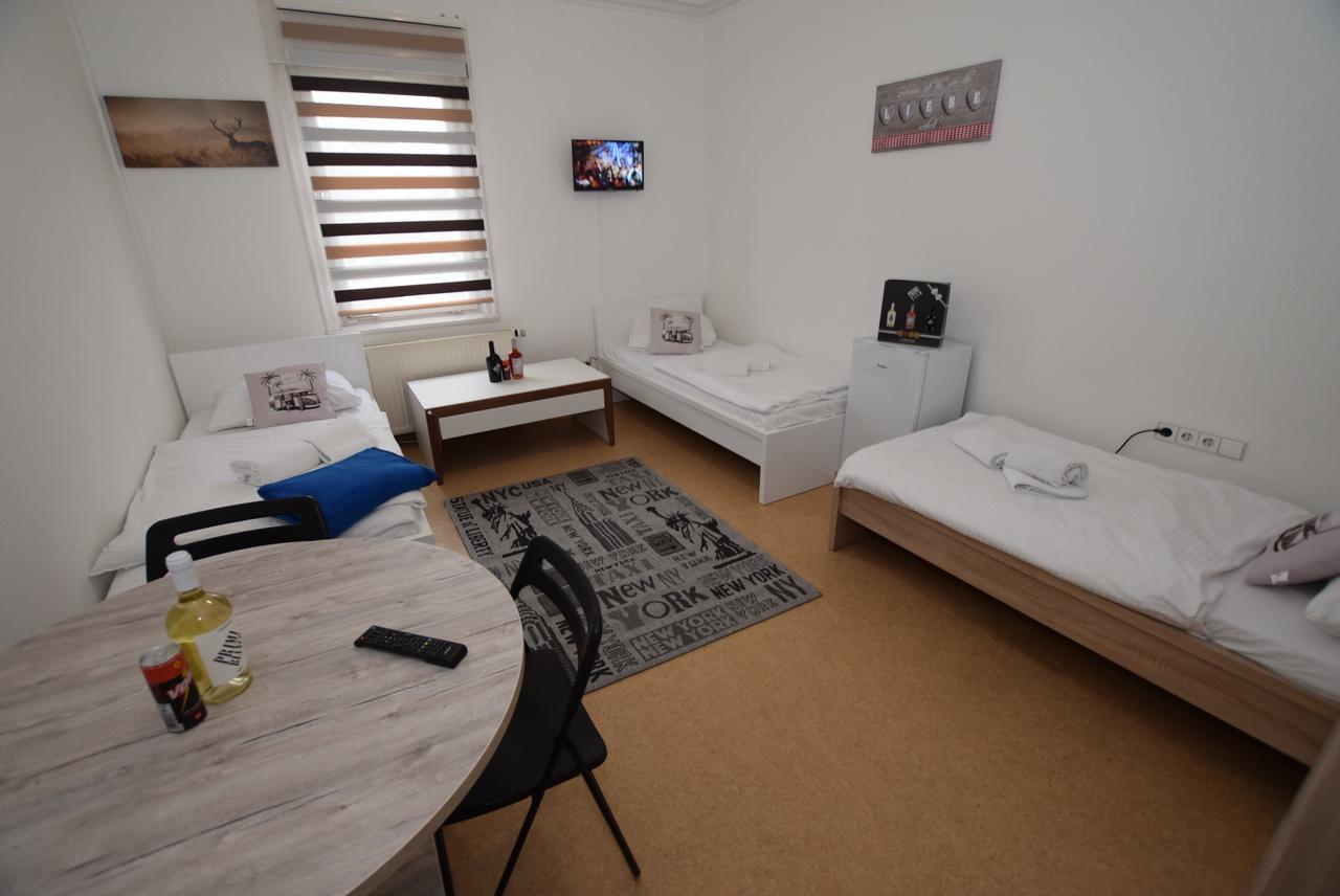 Monteurzimmer Kirchheim-Teck 키르하임운터텍 외부 사진