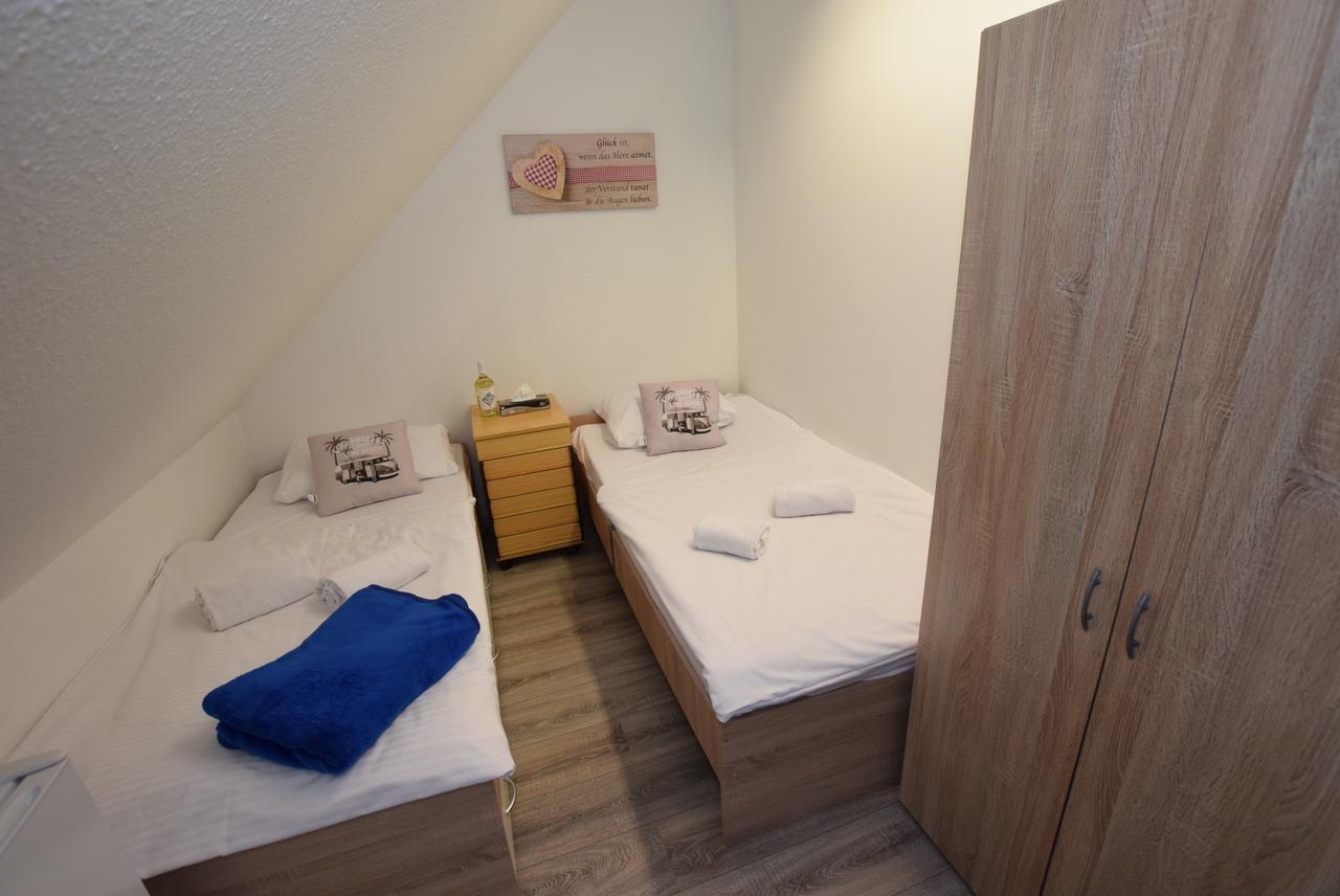 Monteurzimmer Kirchheim-Teck 키르하임운터텍 외부 사진