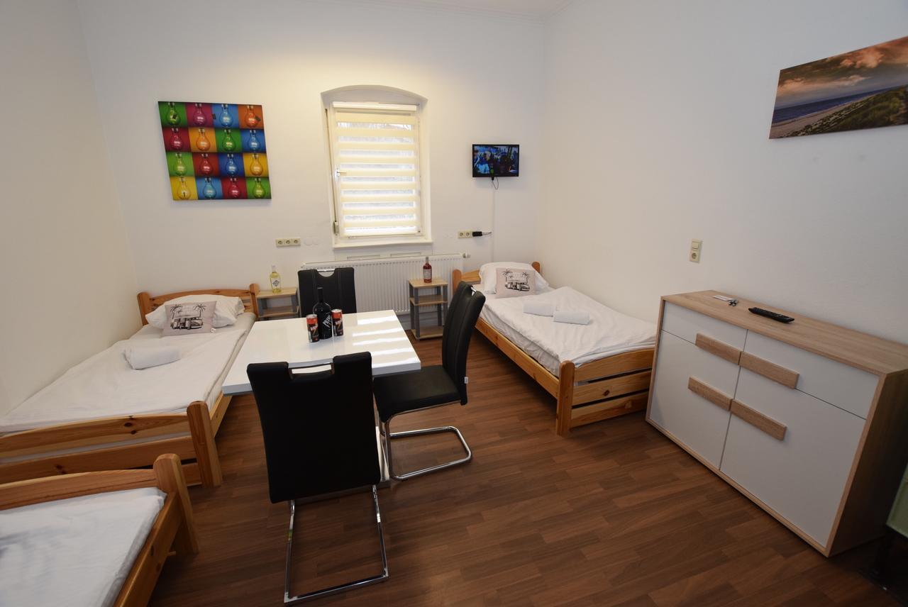 Monteurzimmer Kirchheim-Teck 키르하임운터텍 외부 사진