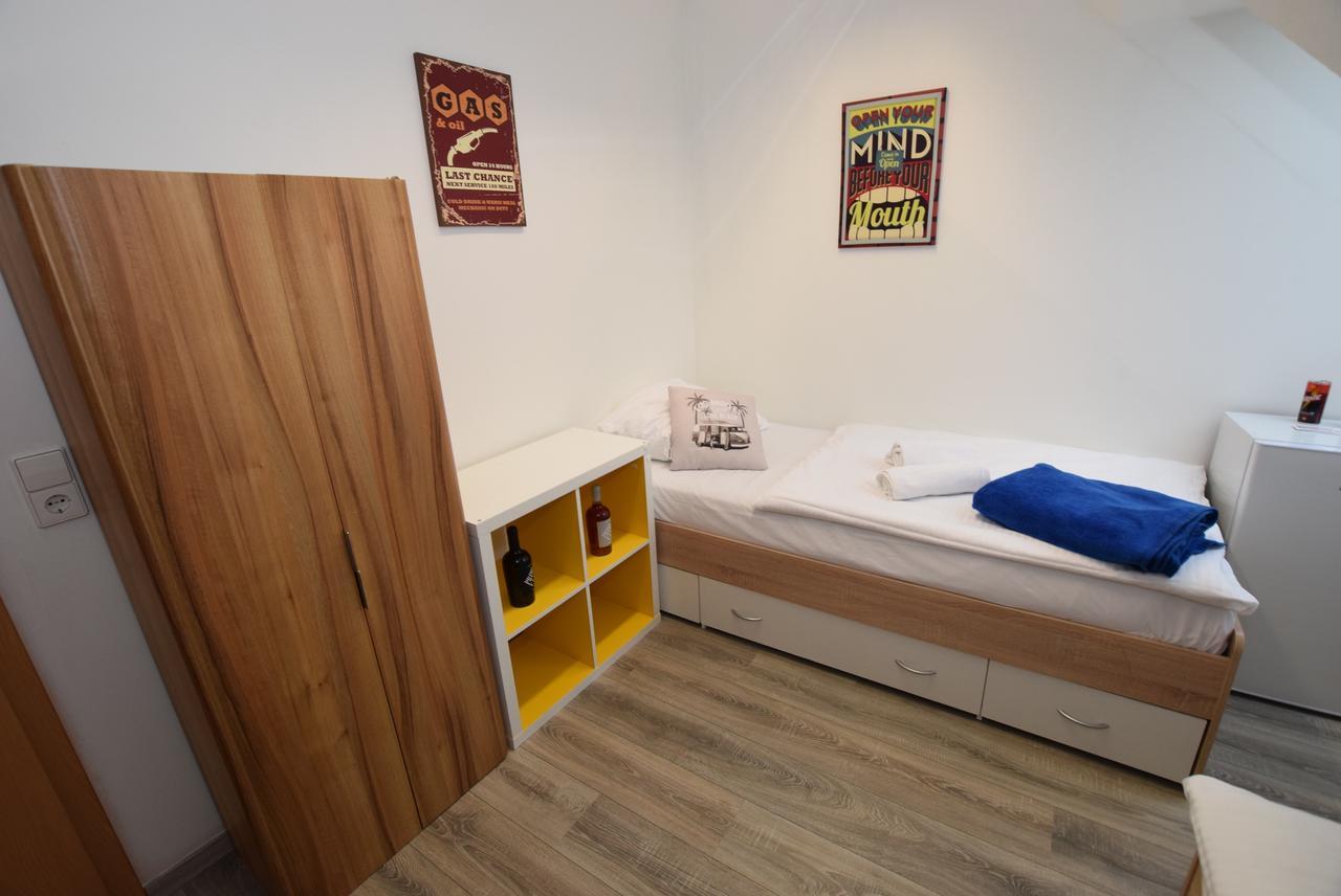 Monteurzimmer Kirchheim-Teck 키르하임운터텍 외부 사진